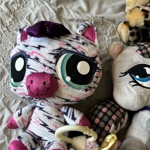 Stuffed animals bundle. $30